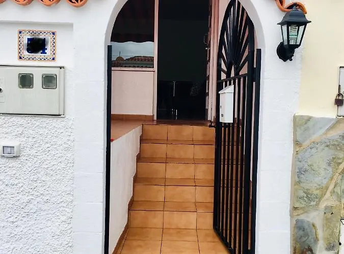 Sunset House * Лос-Реалехос